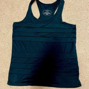 Oiselle ruffle pleated tank